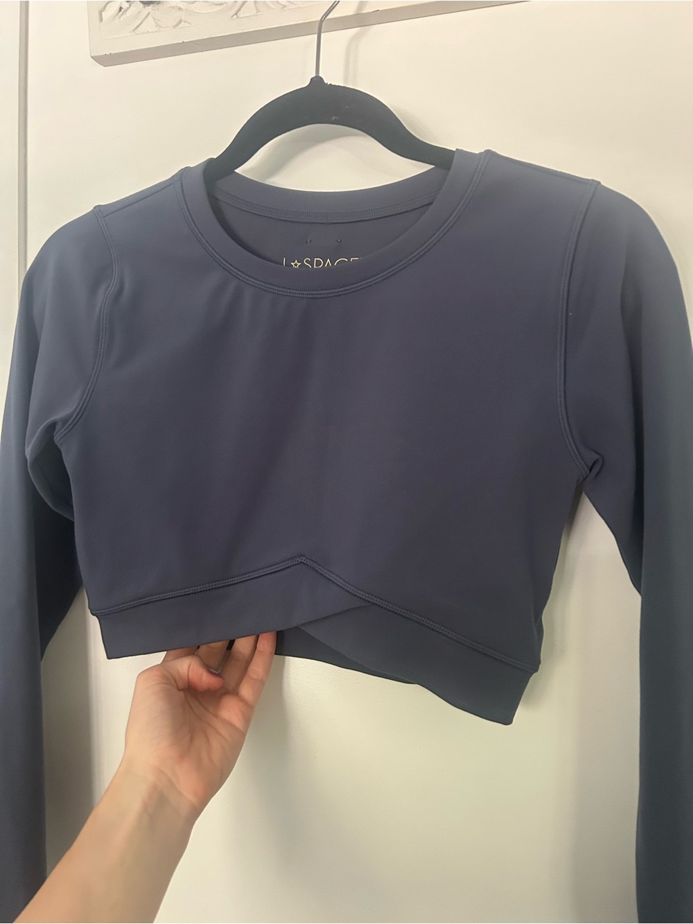 l*space NWOT Navy/Steel Blue Cropped Long-Sleeve Top size M